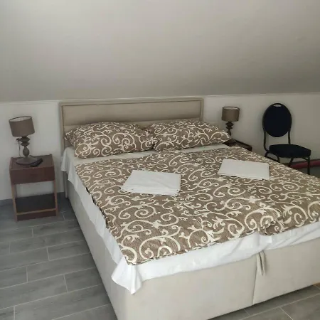 Szololugas Vendeghaz Балатонфюред